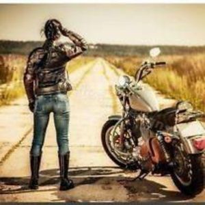 Meet your Posher, Alison